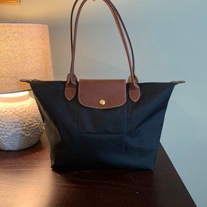 Longchamp Le Pliage Medium Shoulder Tote